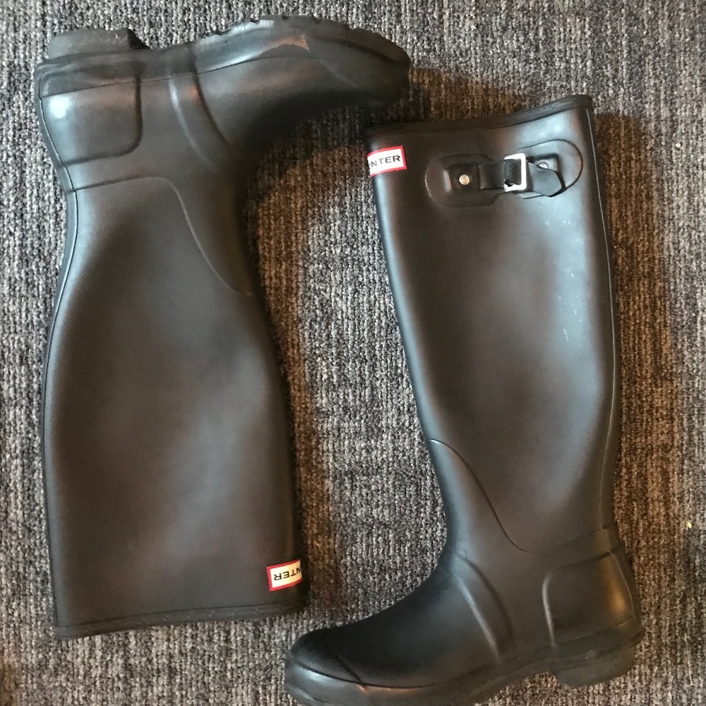 Women's tall black hunter boots